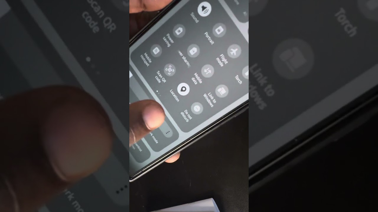 How to Connect the D8 Smartwatch to a Phone.