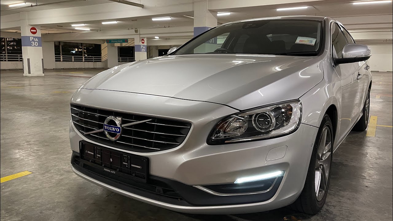 2017 Volvo S60 T6 | Start-Up and Walkaround