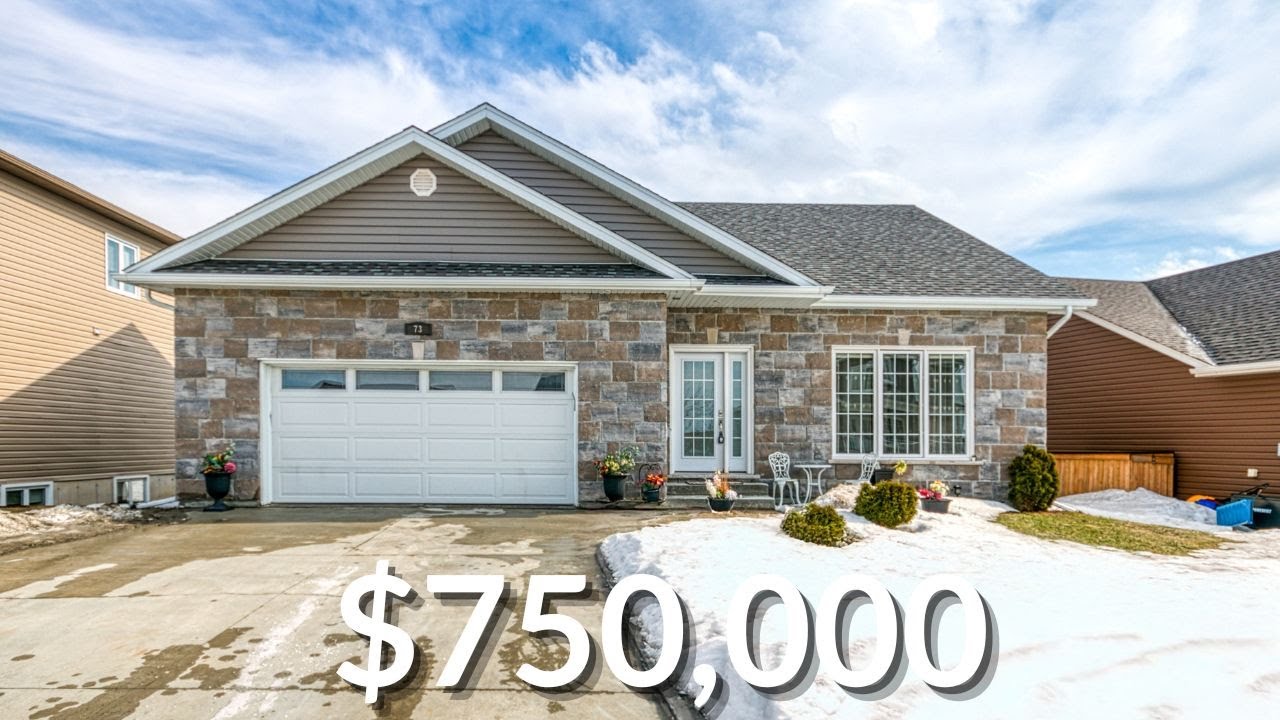 *SOLD* Inside a Stunning $750,000 Home in the Heart of the City