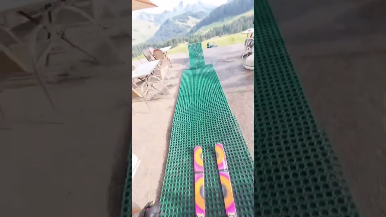 Can&rsquo;t hit the slopes in the off-season? Try grass skiing! ⛷️ 📹: Skip&Oslash;wrn