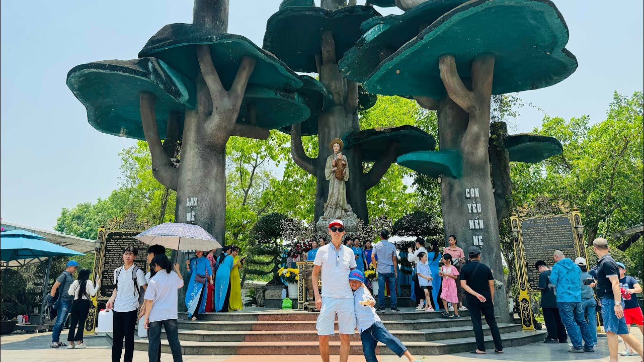 Thuê xe từ Quảng Bình đi về Thánh Địa Đức Mẹ La Vang - Địa điểm hành hương nổi tiếng tại Quảng Trị