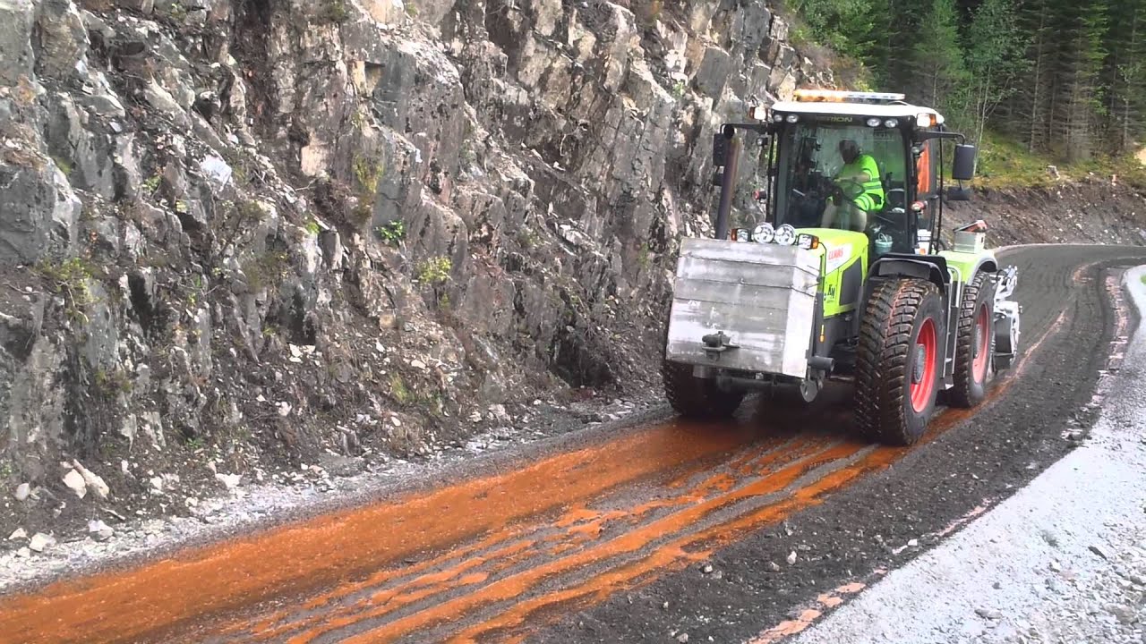 Nedfresing av lignin med Claas Xerion og FAE MTH