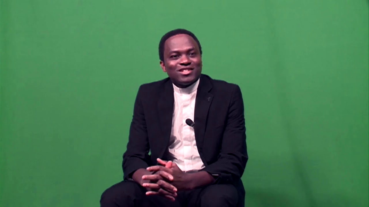 Qui est l'abbé Etienne Bakaba?