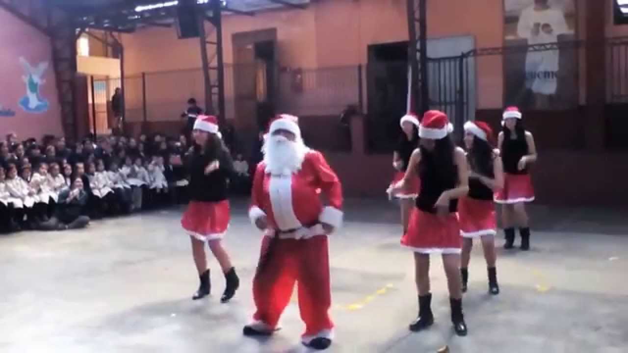 Mira Como Baila Santa Claus