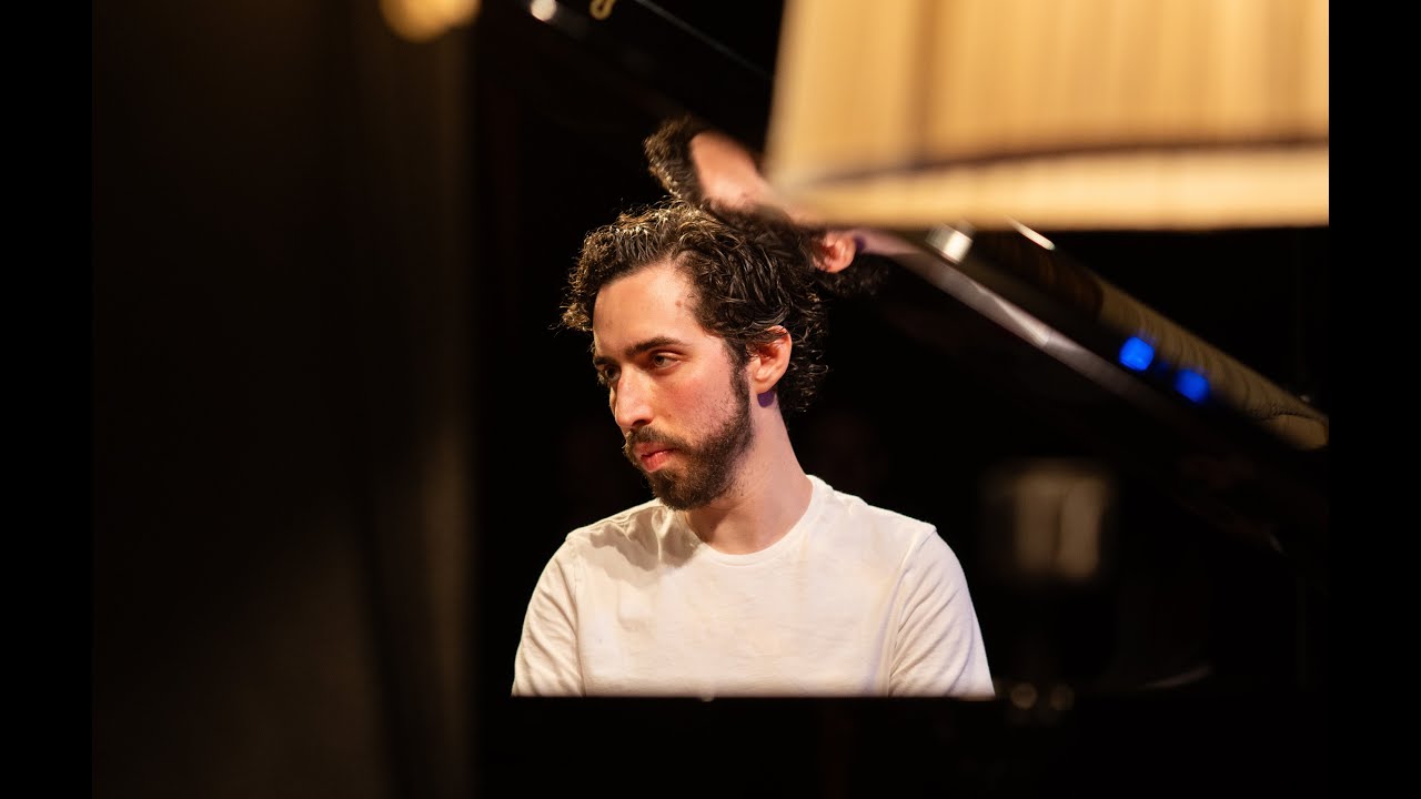 Ari Hoenig Trio - 
