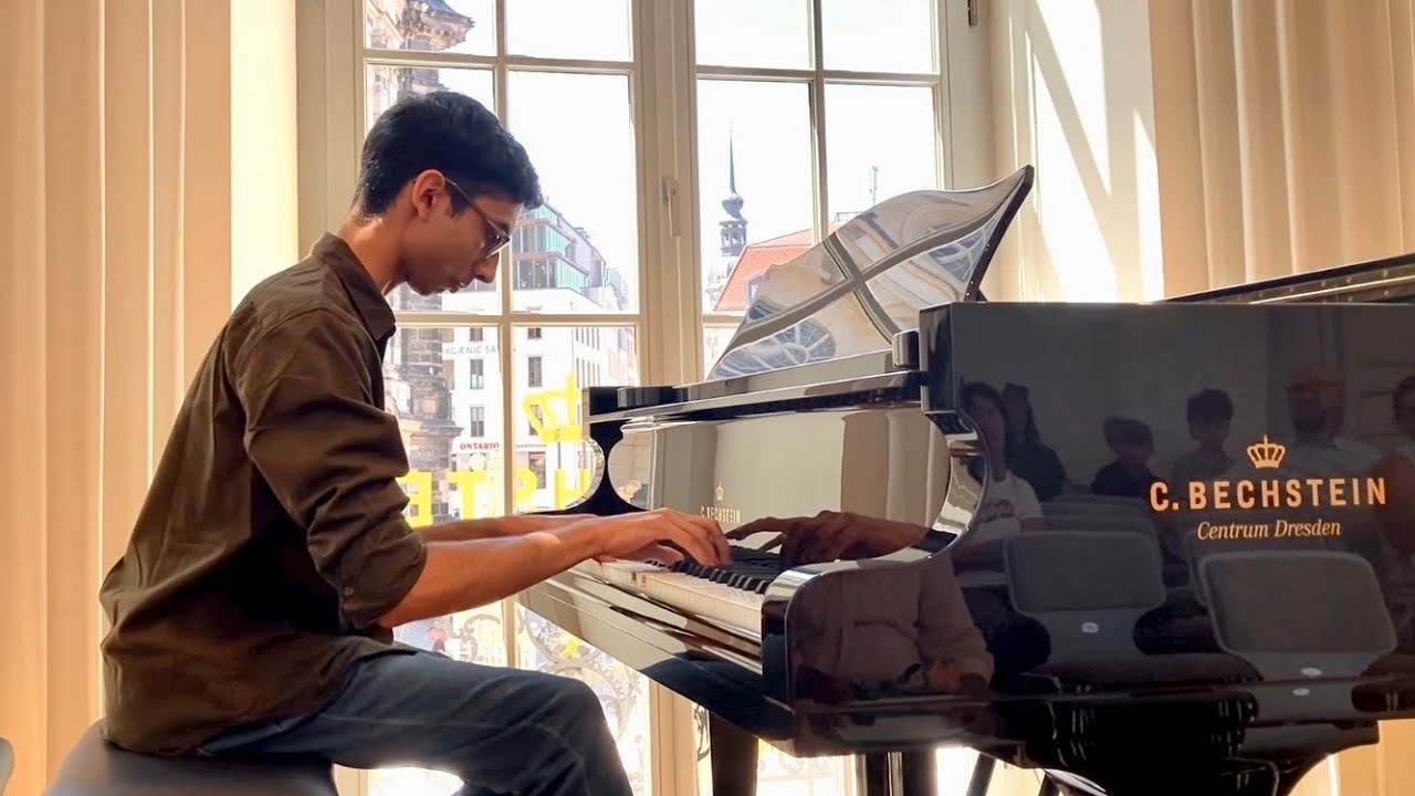 Daniel Hellbach - "Thunderbolt" / on the piano: Vinayak