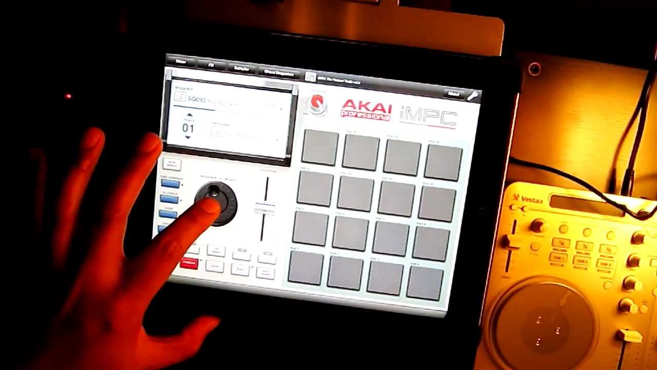 JAY ELLYIOT - Akai iMPC & iPad 3 - Sampled Hip Hop Beat (HD)