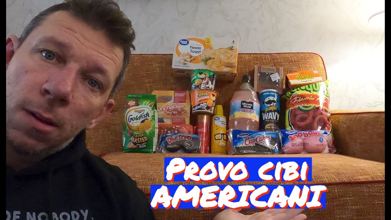 Assaggio cibi / snack americani comprati in un supermercato USA! La pizza lunchables al salame!