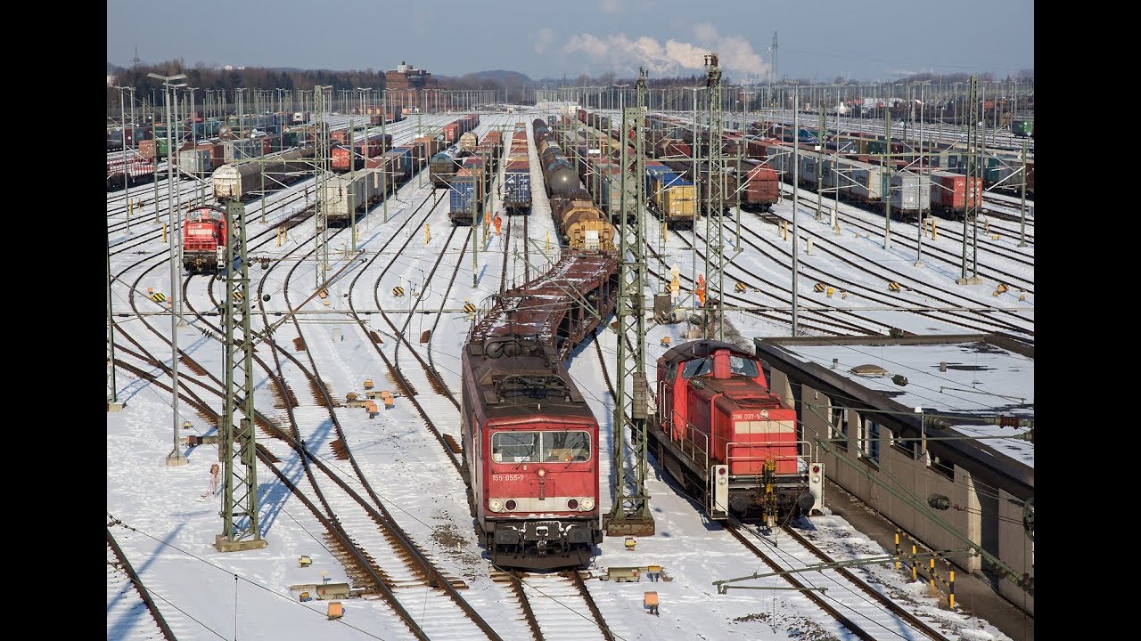 Heavy traffic on the Hamburg-Hannover mainline