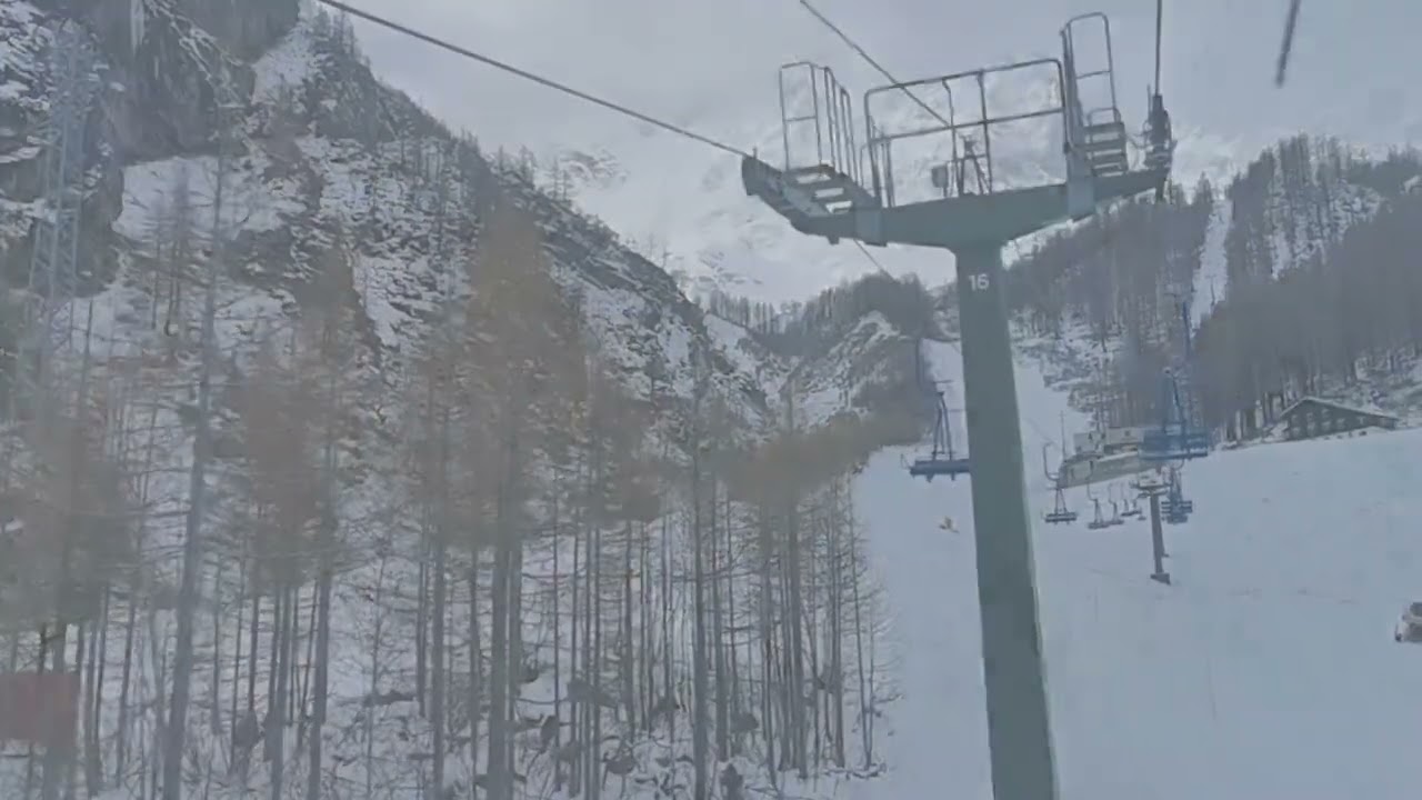 Skiing at Pecetto Macugnaga 2025