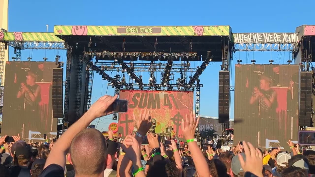 Sum 41 - Fat Lip (Live @ When We Were Young 2023)