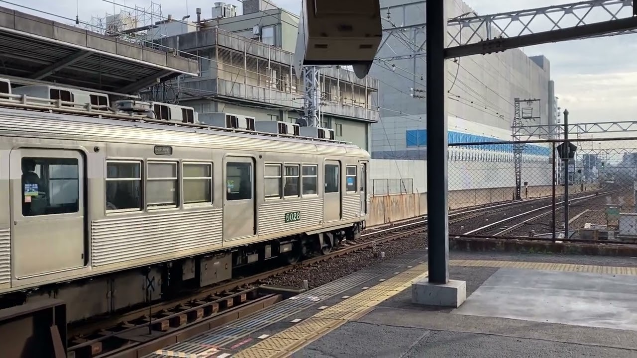 南海6000系 復刻ステンレス無塗装編成　河内長野行き　新今宮駅 発車