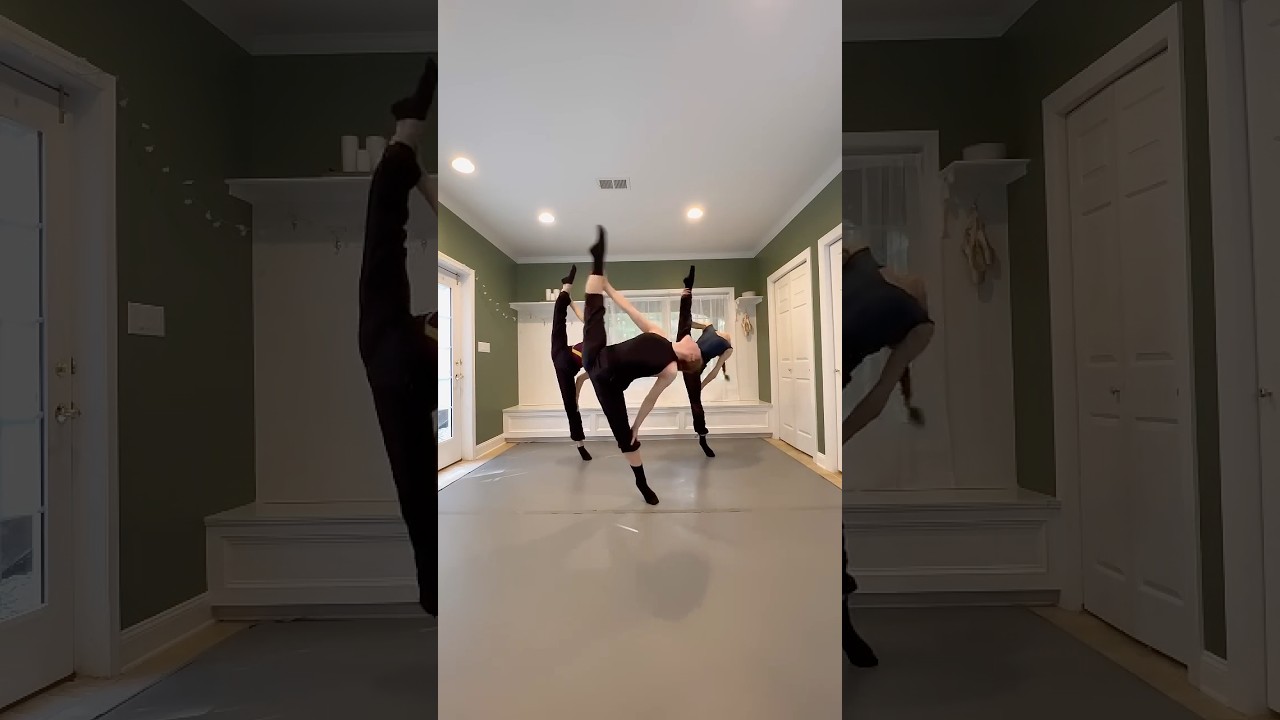Trying this DANCE TREND with 3!☺️#shorts #dancers #flexible
