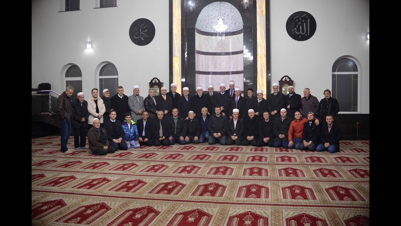 Manifestim fetar me rastin e Natës së Regaibit në Xhaminë qendrore në fsh. Strëmnicë-Tetovë 2018