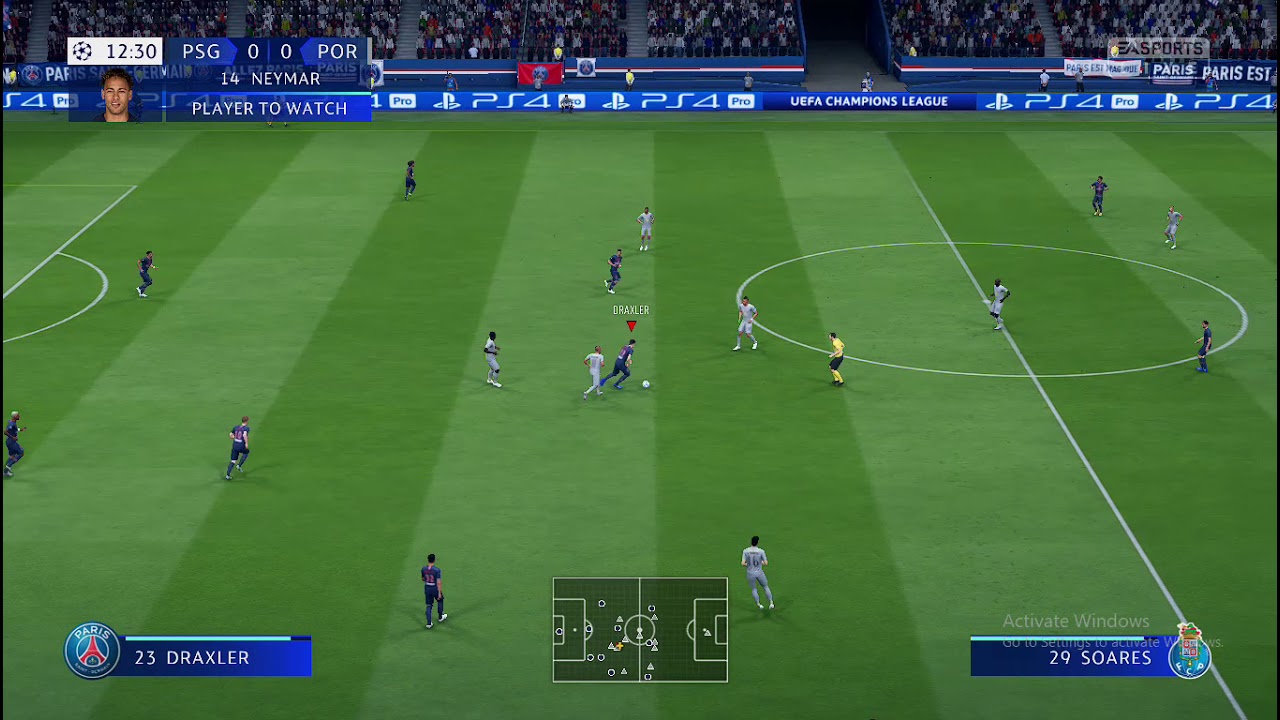 Derek rae roasting Lee dixon in FIFA