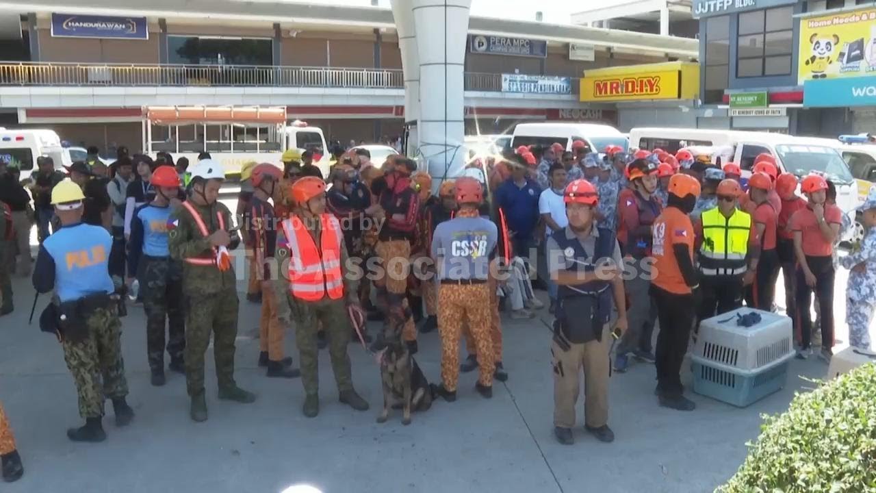 20,000 people displaced by Philippines earthquake that killed at least 37