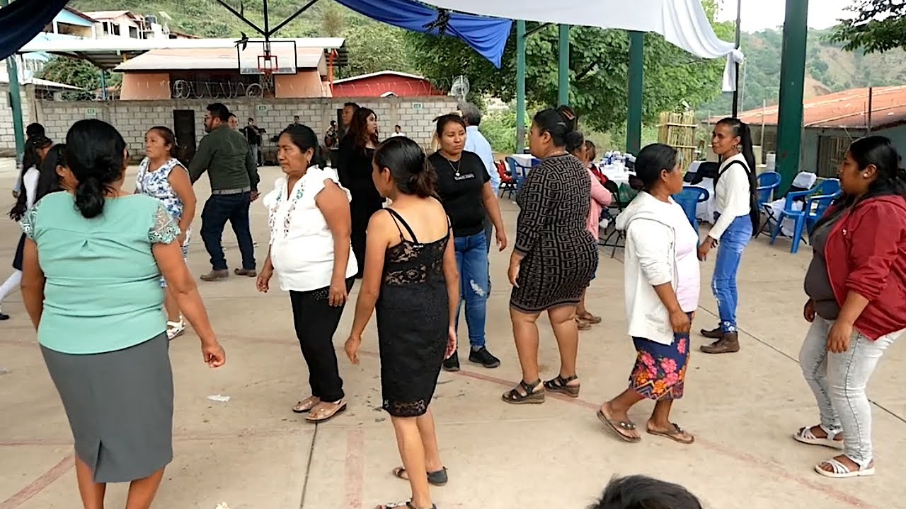 Baile en la CLAUSURA  de la escuela primaria Ixcuinatoyac,gro. 2025