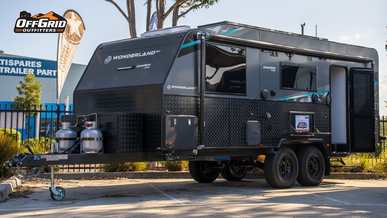 2023 Wonderland RV Caravans Amaroo - 20'6 Couples Side Club Lounge