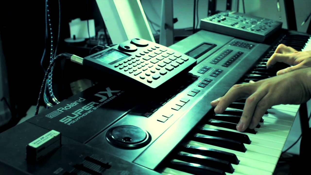 Space Funk #01 with Roland Super JX-10