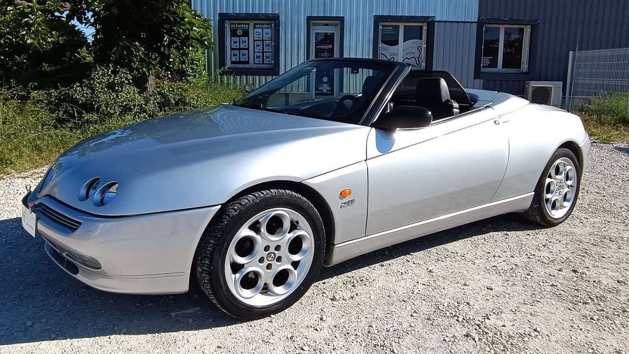Alfa Roméo Spider 2.0 twin spark 150ch