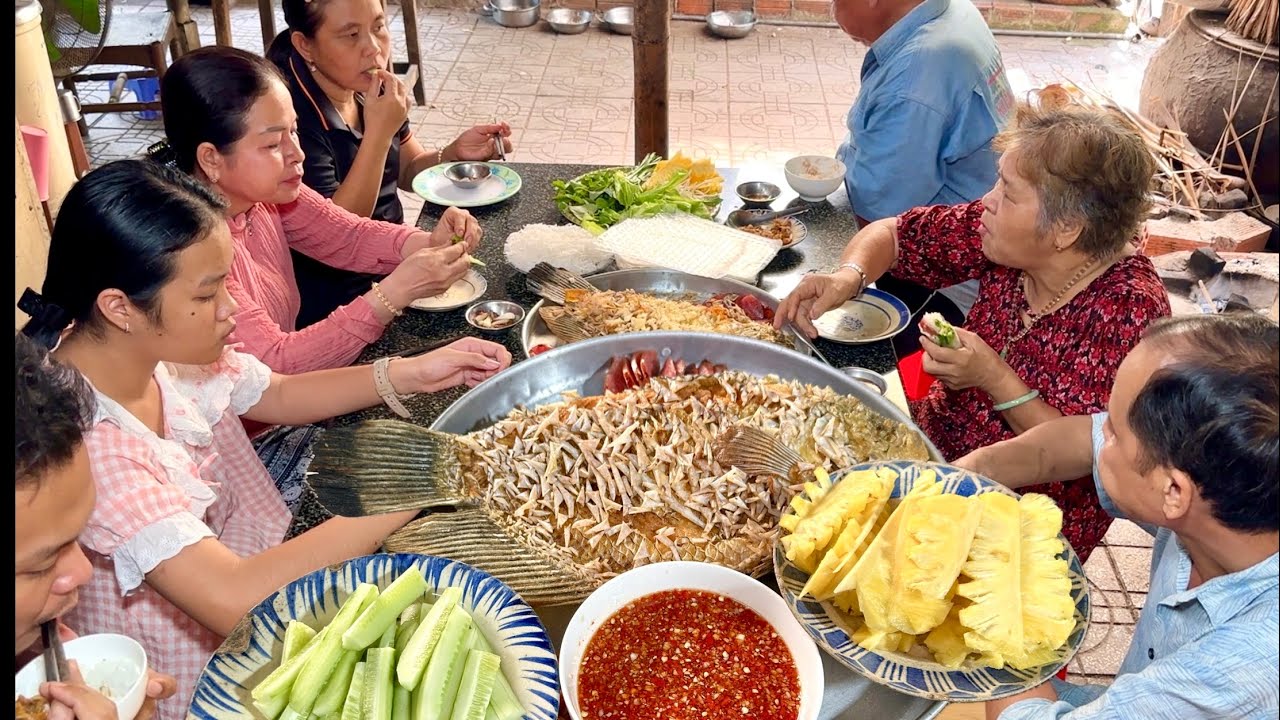 Anh Tư Thèm Ăn Cá Tai Tượng Chiên Xù, Mình Câu Được 1 Con Rất Bự | MienTayVT