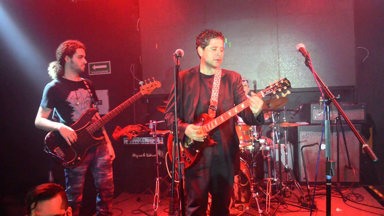 Byron Barranco - El Teatro (Live at Rush Terraza Bar)