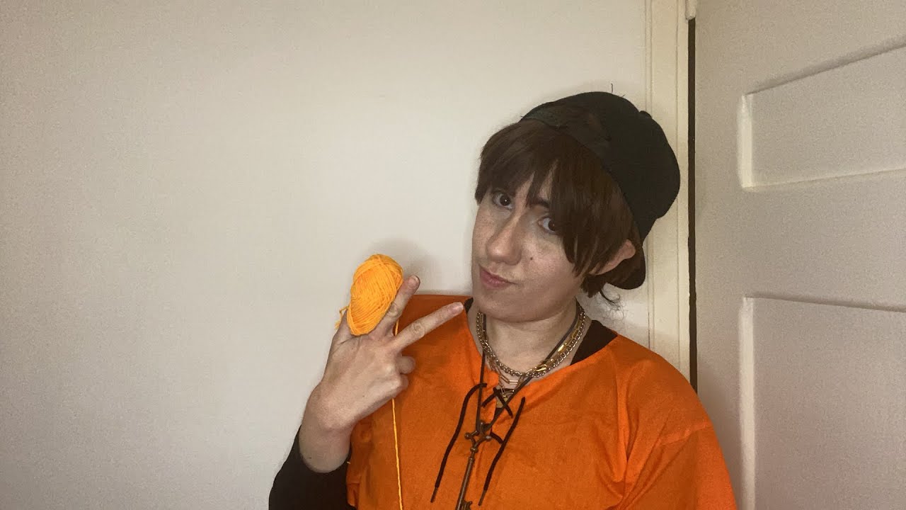 Let’s pretend it’s Halloween part 2 Eren pumpkin garland