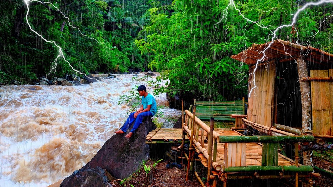 CAMPING SAAT HUJAN DERAS DI TENGAH PULAU SUNGAI DI TERJANG BANJIR SIANG MALAM