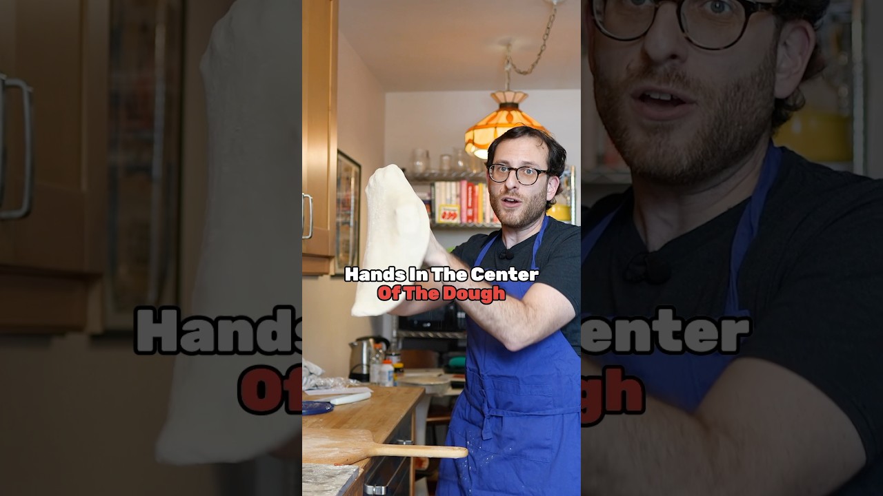 The RIGHT way to stretch pizza dough! 🍕