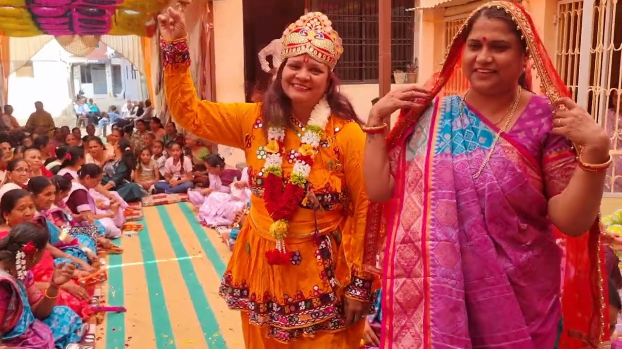 લખેલું છે 🌷અનોખા ભજન લાવ્યા અનોખી જોડી સાથે
