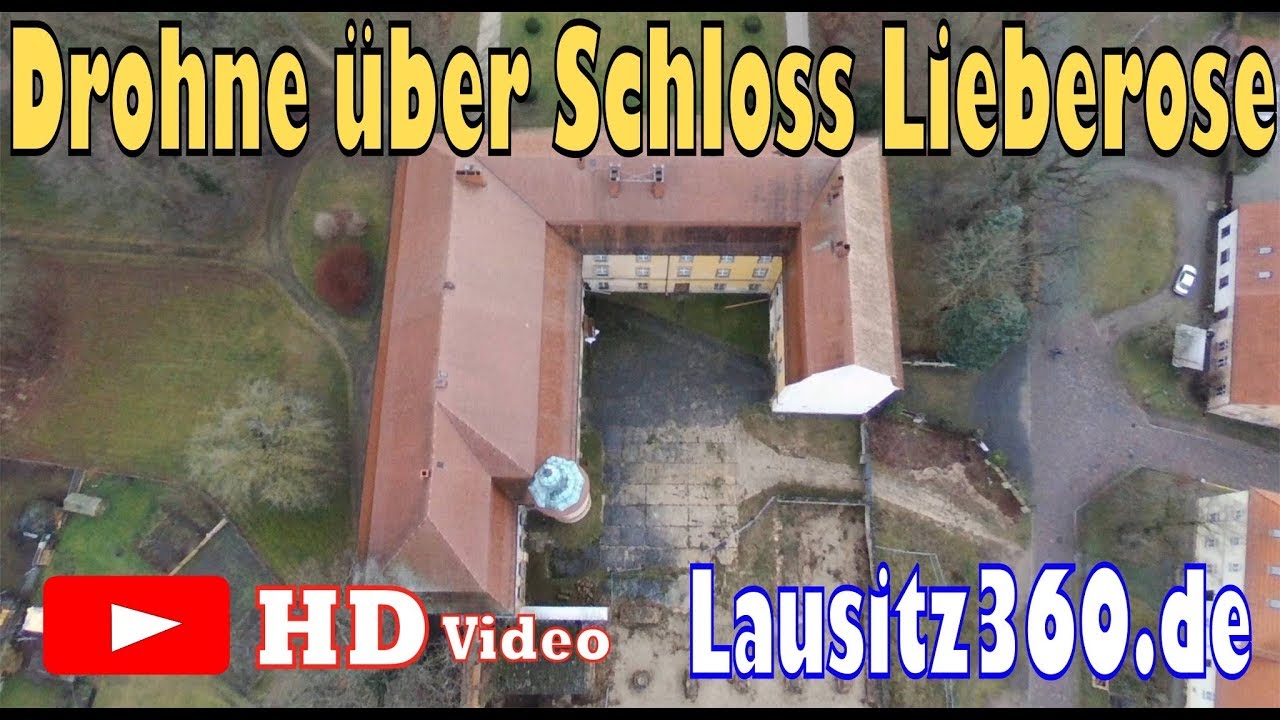 Drohne über Schloss Lieberose - mit Blick über die Stadt