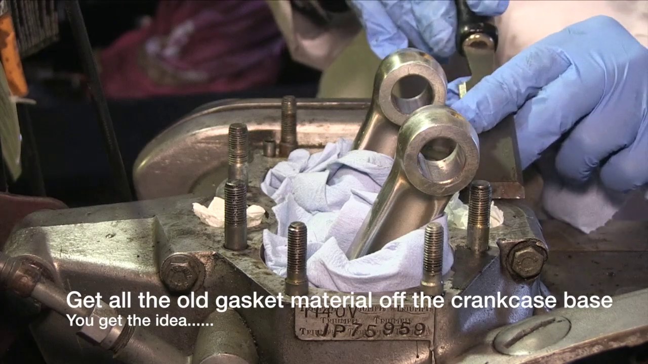 DIY Cylinder and piston installation Triumph Bonneville T140V