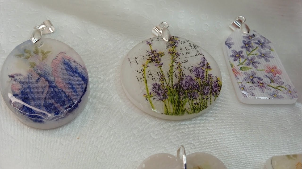 MEDALLONES con DECOUPAGE y RESINA