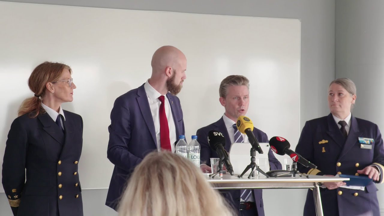Pål Jonson och Carl-Oskar Bohlin höll pressträff i Göteborg
