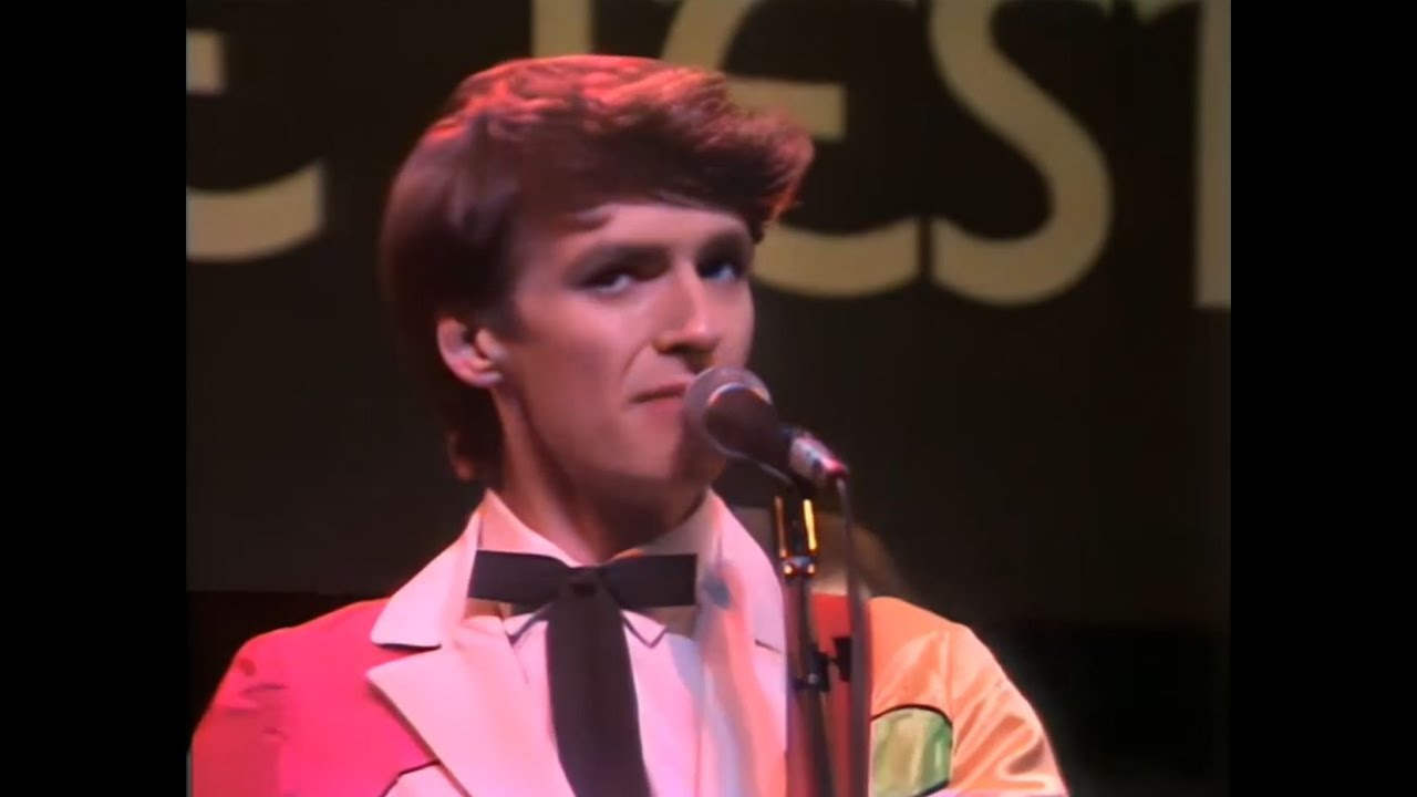 SPLIT ENZ - Missing Person + Nobody Takes Me Seriously 