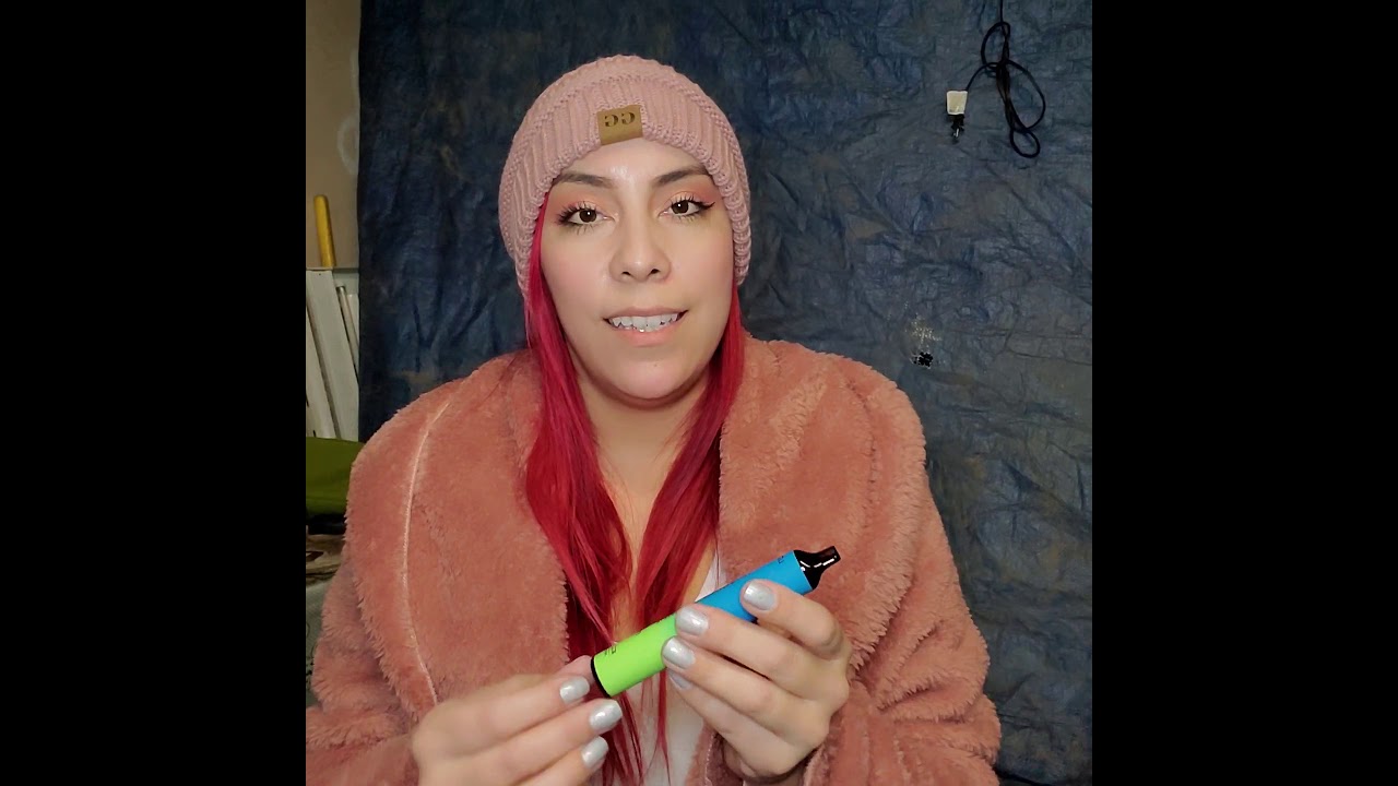 EZZY switch 2400 puffs disposable, 1200 for each flavor blueberry & honeydew ice in one