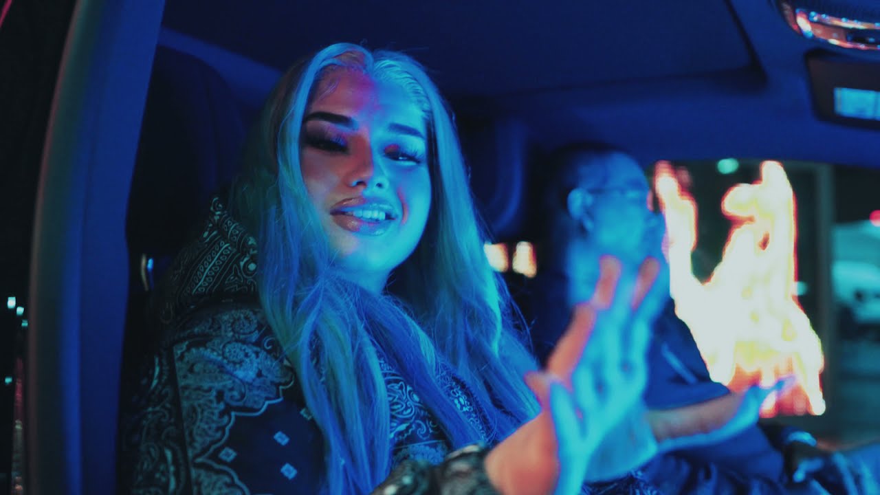 Briii - 4K Feat. $tupid Young (IG: @BrianaCreta)