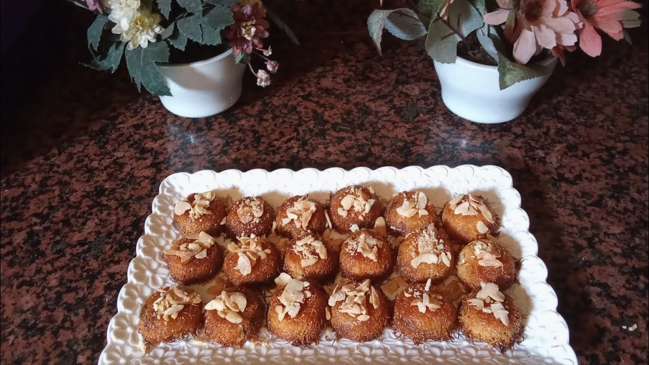 ميني كنافة🥮 بالجبن🧀 والمدزاريلا📦 كتجي مقرمشة💥 وفي قمة الروعة💯.