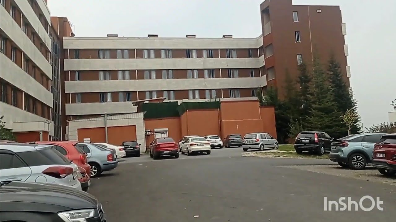 akşam oldu hala hastanedeyim korucuk Sakarya eğitim araştırma hastanesi çok yoruldum 🤲😔