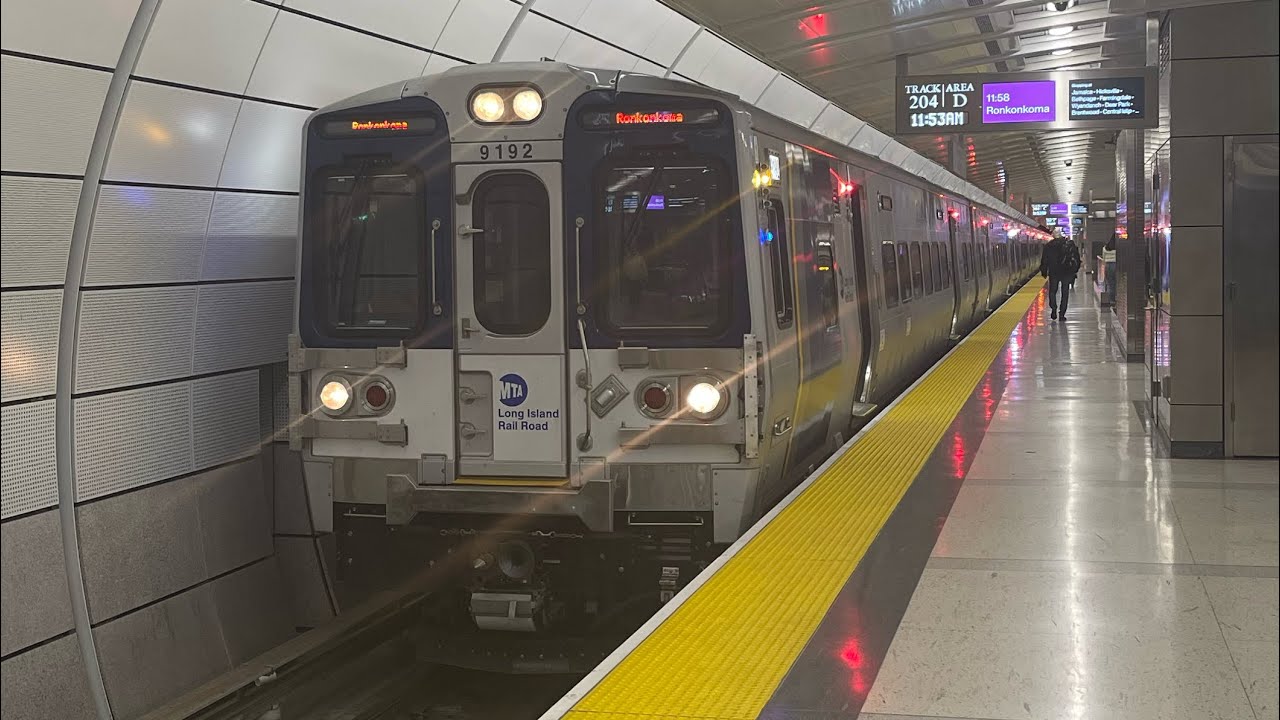 MTA LIRR M9 Full Ride: Train #2050 from GCT to Ronkonkoma (4K 60fps).