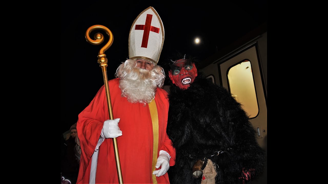 Nikolo in der Stadt Waidhofen / Ybbs  und am Christkindlmarkt
