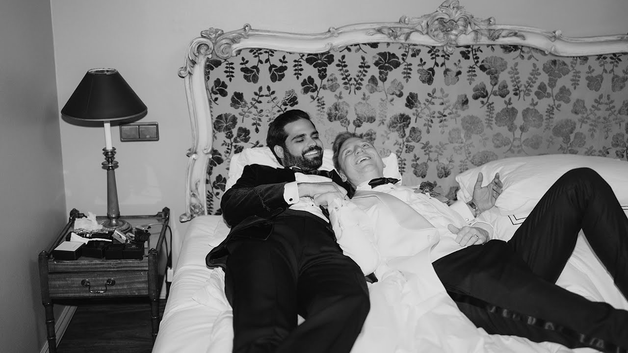 Niklas and Rakan Winter Wedding at Schlosshotel Berlin 2022