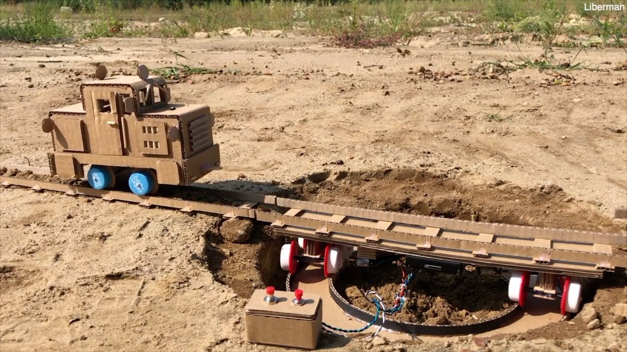 DIY Railway Turntable and Roundhouse Build