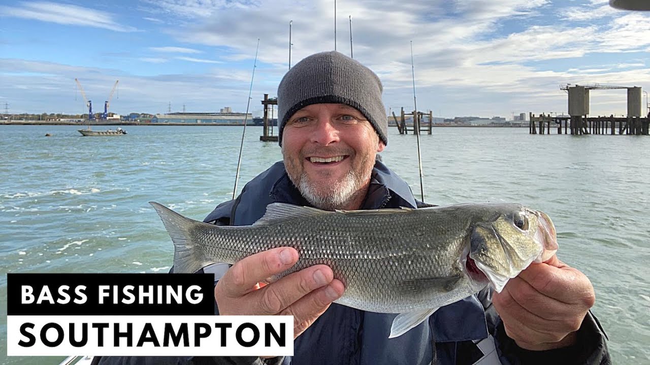 Small Boat Fishing - Bass - Lure fishing - Southampton warm water outlet