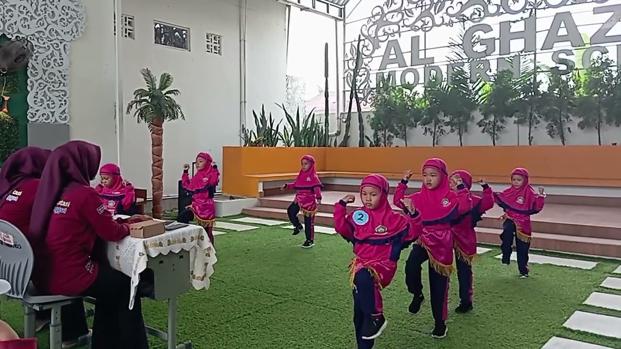 RA AN NUR P.Raya mengikuti Lomba Senam 7 KAIH di Milad Al Ghazali School