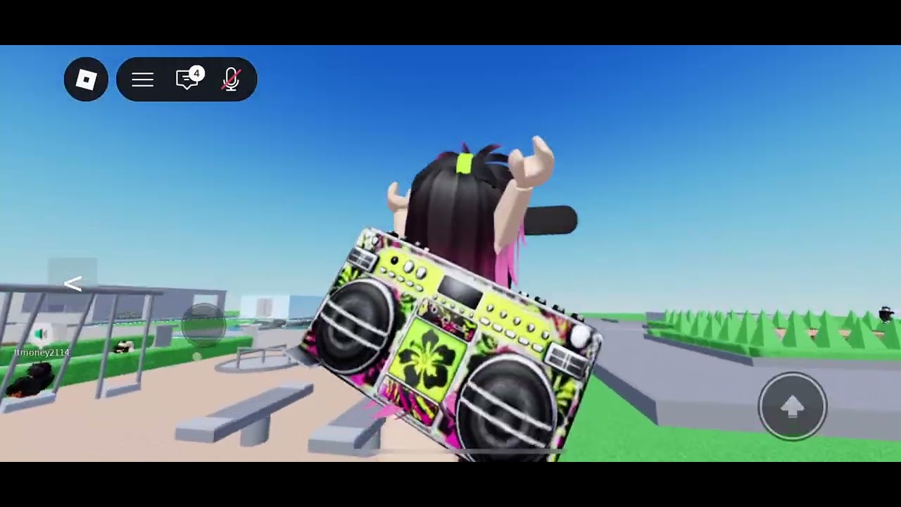 Scene girl in MIC UP (gone wrong)