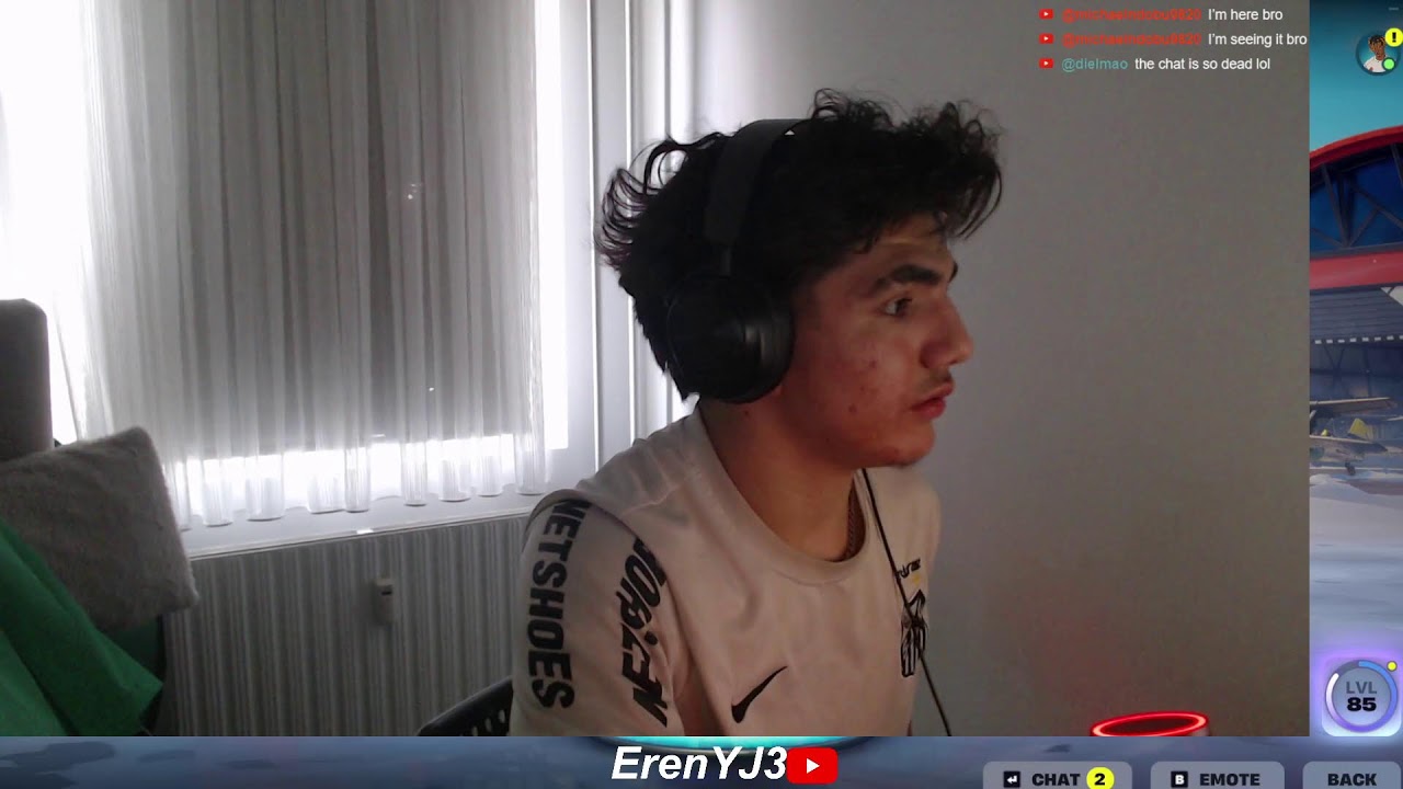 Playing fortinte with random people Crazzy stream JOINNN