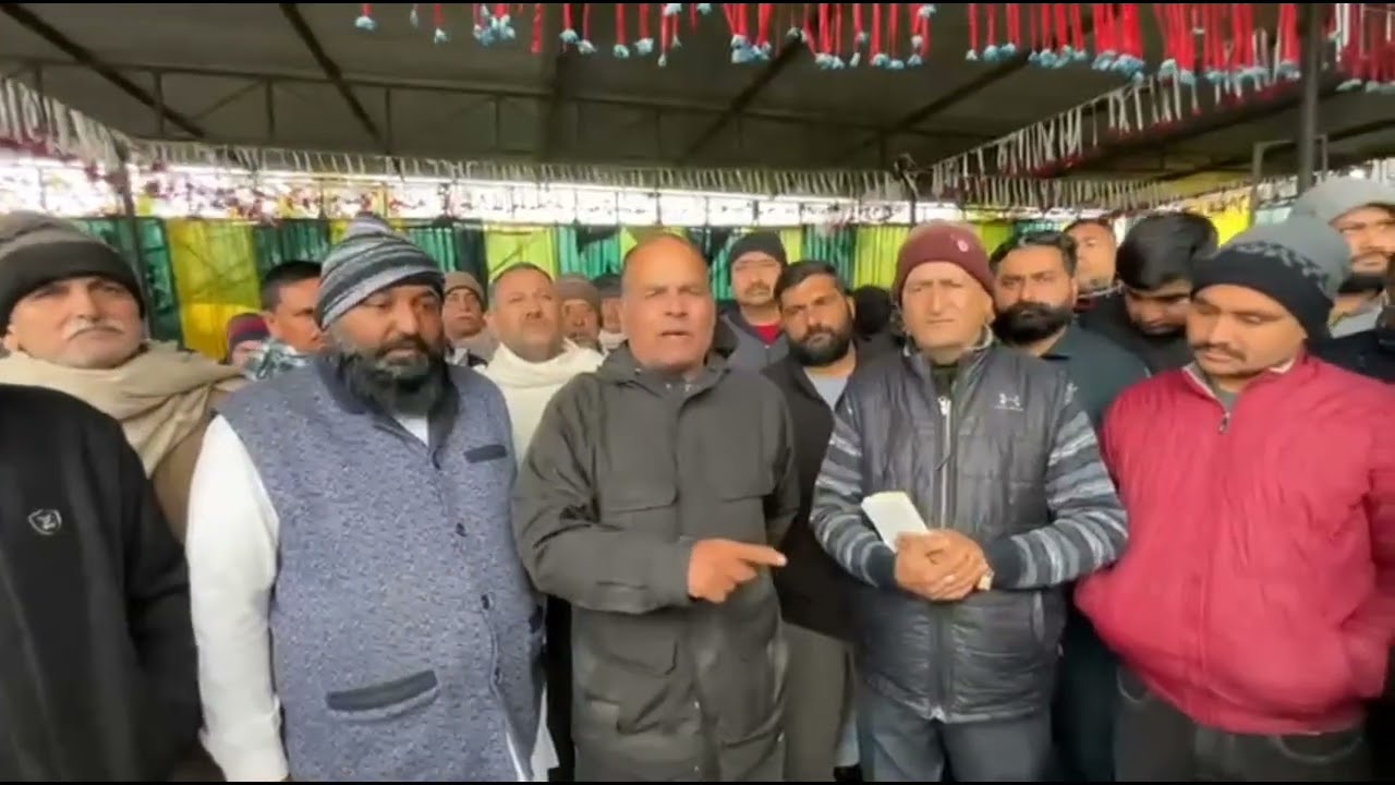 Rajputs and people from other communities came out in support of Cabinet Minister Satish Sharma.