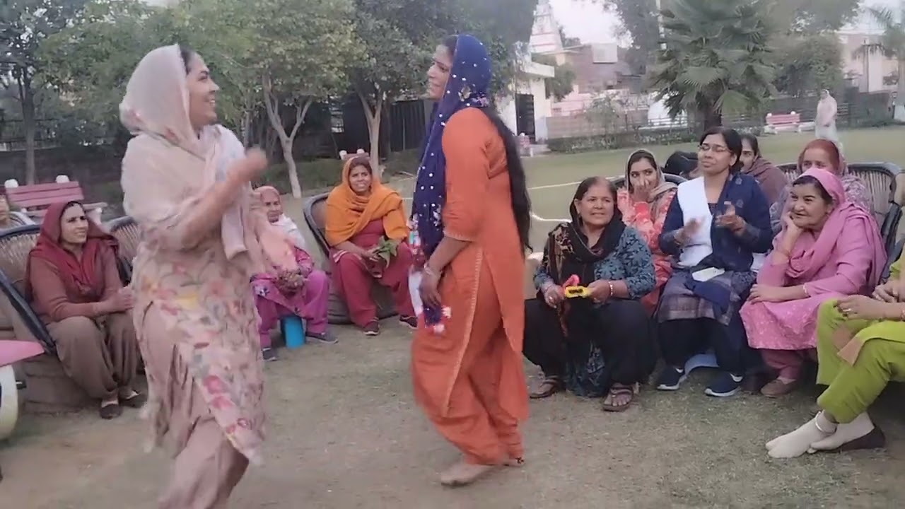 ओ मेरा जलगंया।कचीया।गात।गोदी।डालें।ओ।हाली।फोन।कैगित।पर।धमाकेदार। डांस।देखे।लाइक। शेयर। कमेंट। करें।।