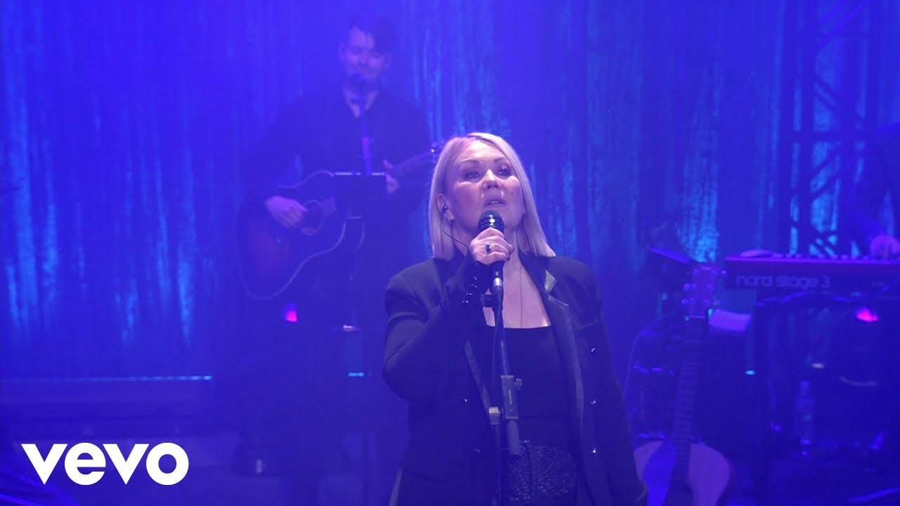 Jann Arden - Love Song (Live Stream 2021)